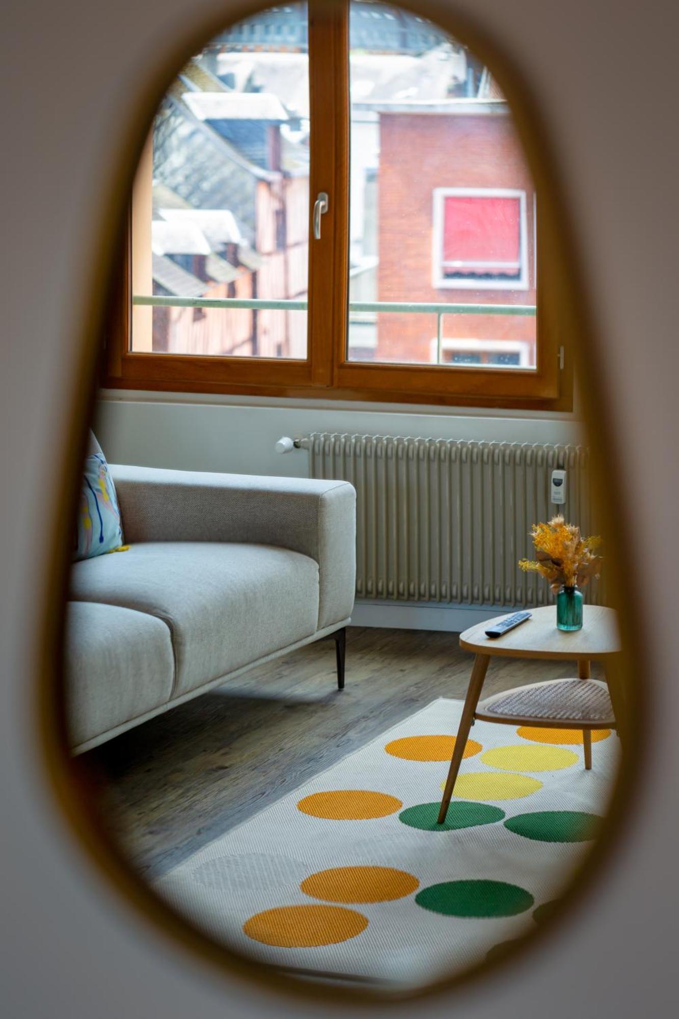Juliette : *Logement Avec Balcon* Apartment Руан Екстериор снимка